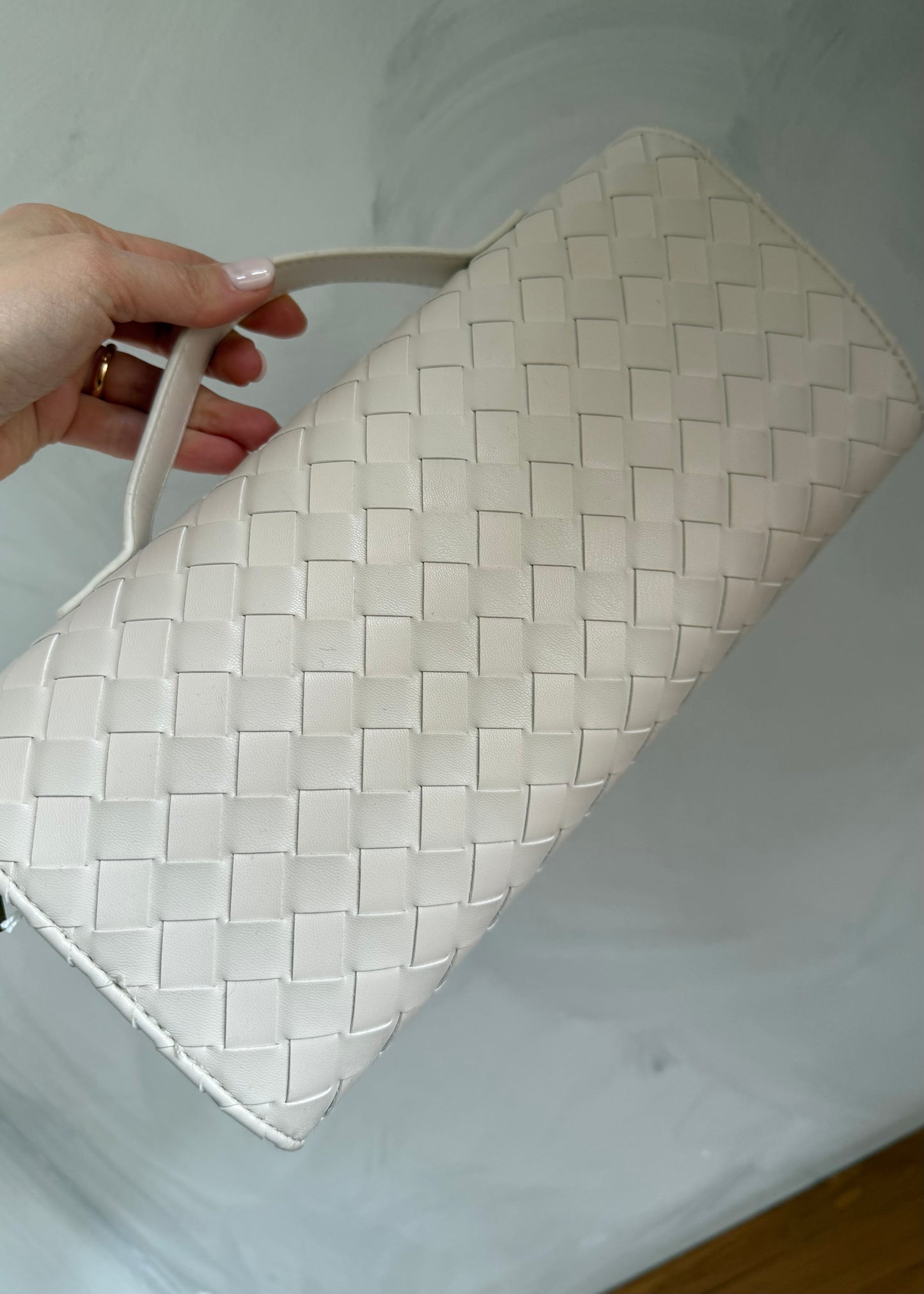 BORSA BAGUETTE INTRECCIATA PANNA