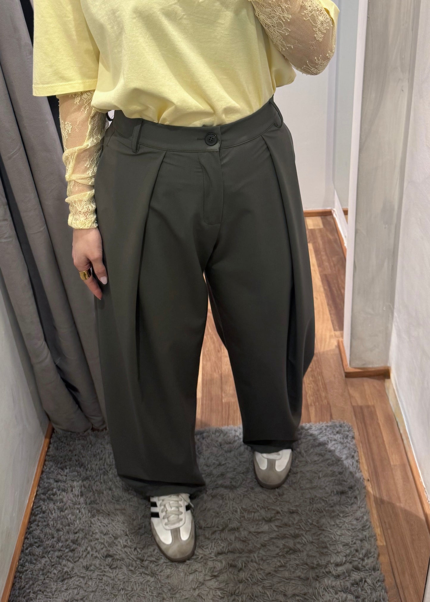 Pantalone Ovetto con Pinces Verde Militare - SUSY MIX