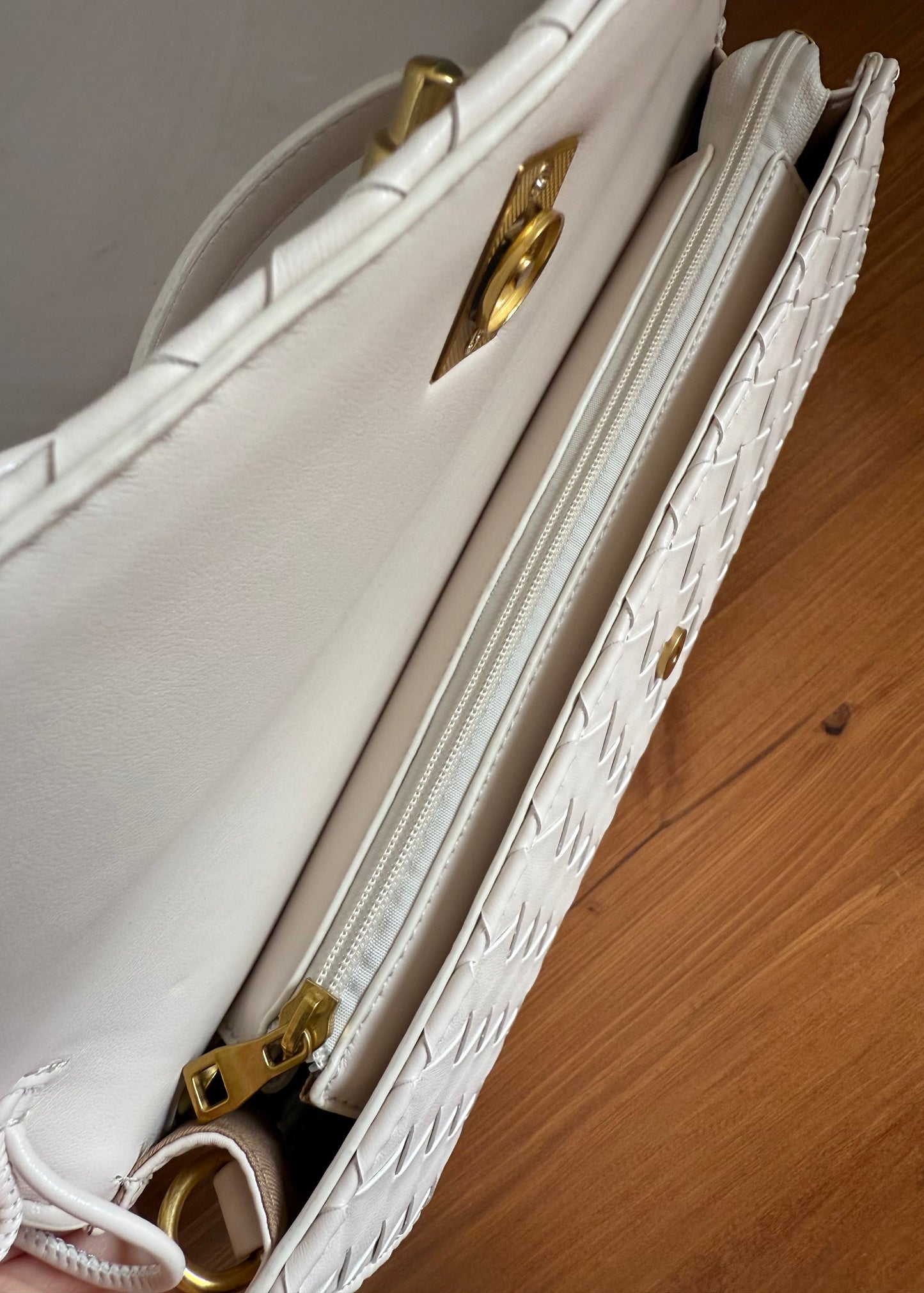 BORSA BAGUETTE INTRECCIATA PANNA