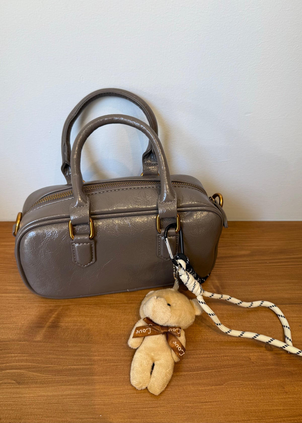 Bauletto ecopelle con ciondolo | più colori