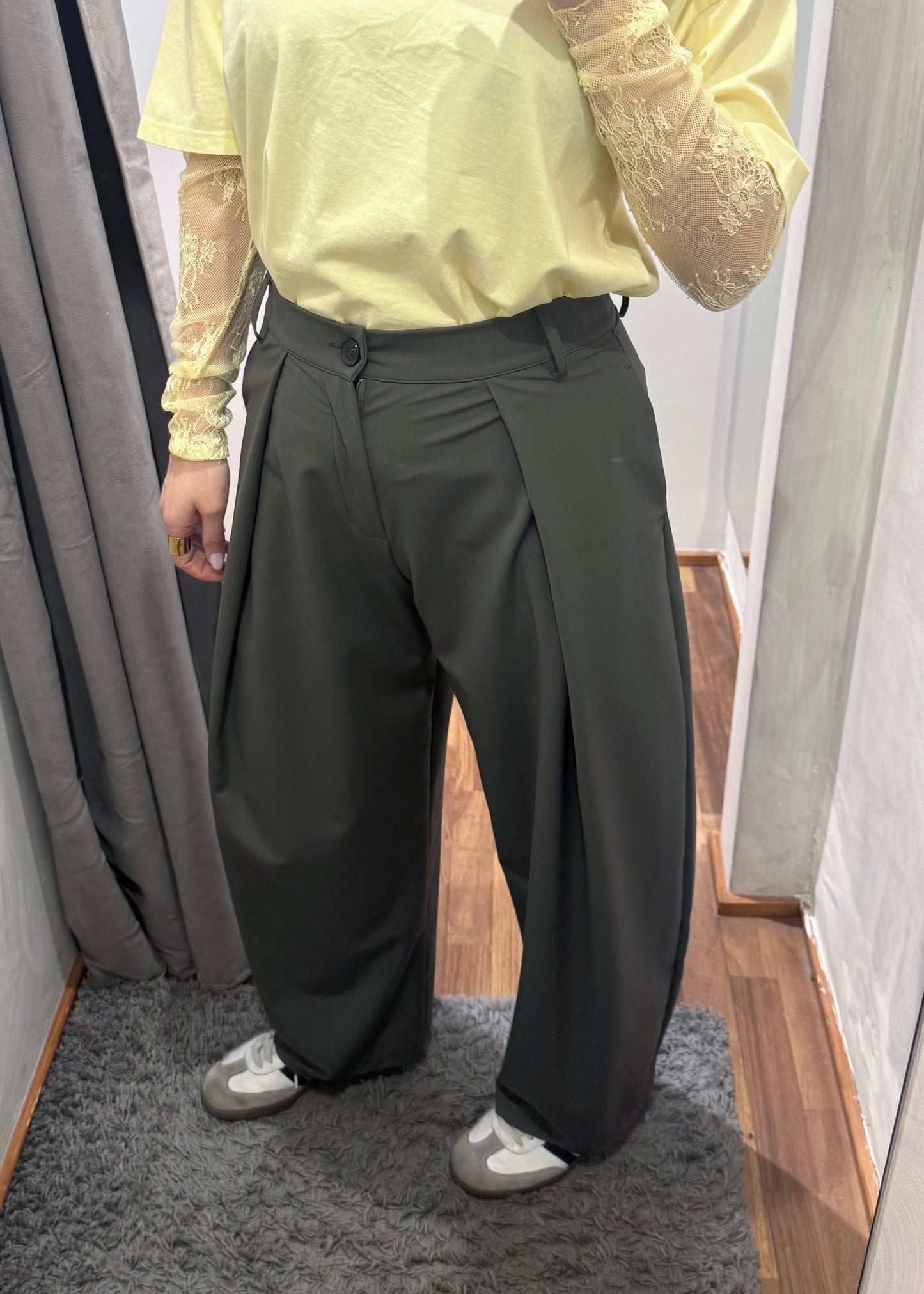 Pantalone Ovetto con Pinces Verde Militare - SUSY MIX