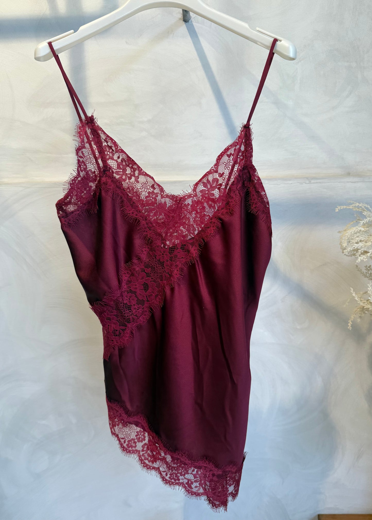 Top Satin Asimmetrico Pizzo | più colori