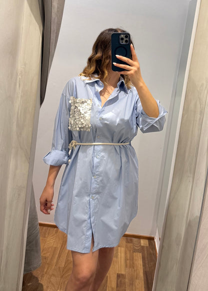 Abito Camicia Celeste con Tasca Paillettes - SUSY MIX