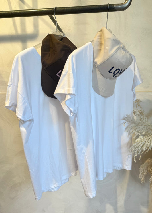 T-SHIRT + CAPPELLO “LOVE” (più  colori) - TENSIONE IN