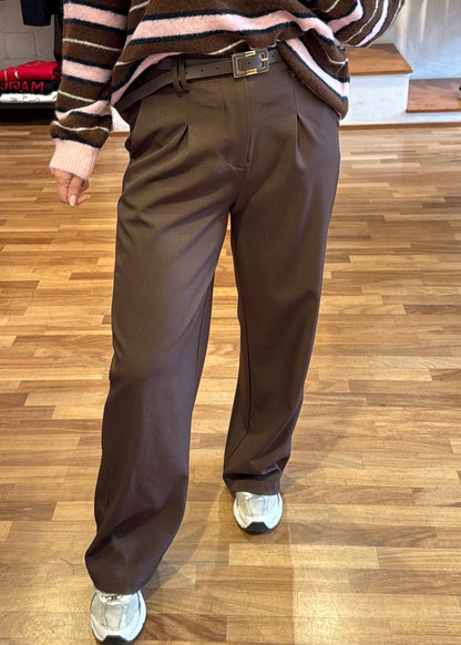 Pantalone Pinces e Cintura Marrone