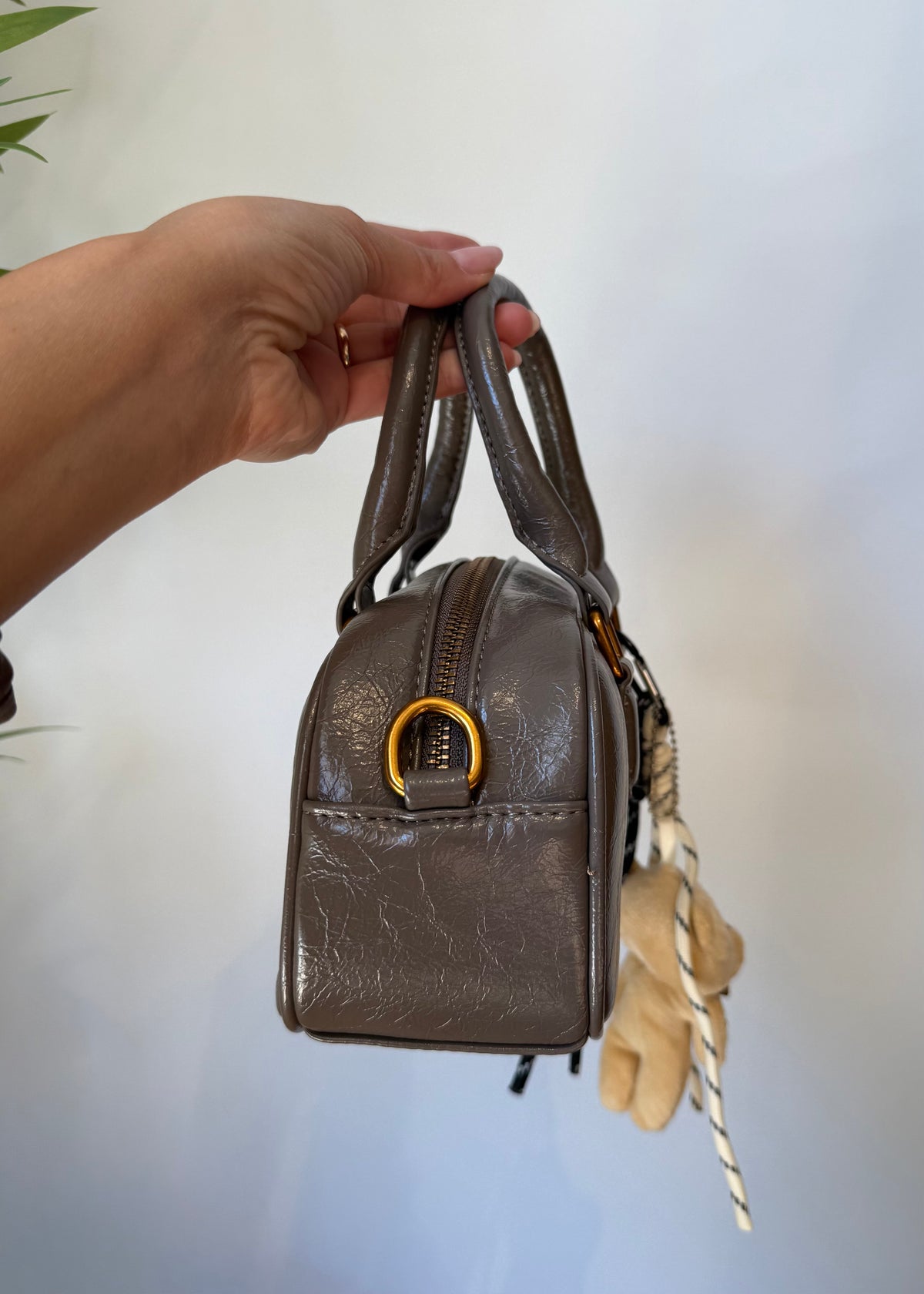 Bauletto ecopelle con ciondolo | più colori