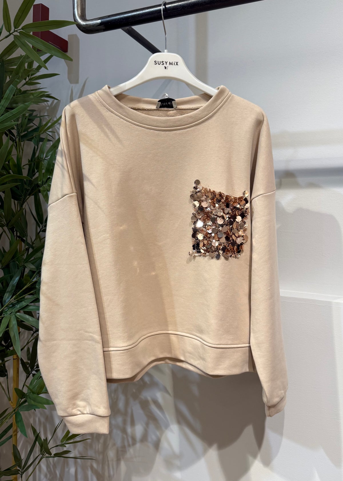 Felpa con tasca paillettes | più colori - Susy Mix